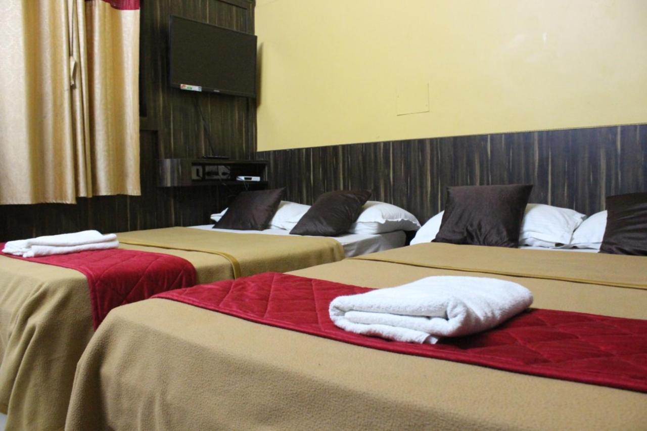 Gsr Residency Hotell Kancheepuram Exteriör bild